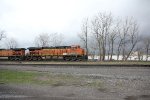 BNSF 7922 leading 28B